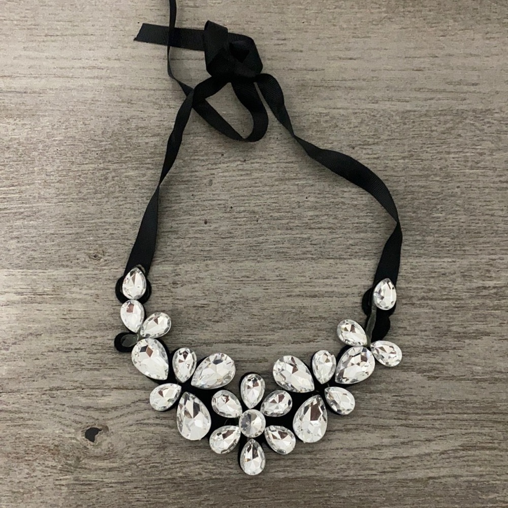 Silver Gem Tie Necklace